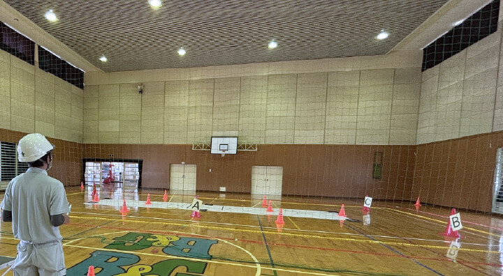 空撮・測量・設備点検など幅広い業務で活用できる基本資格を取得できます。